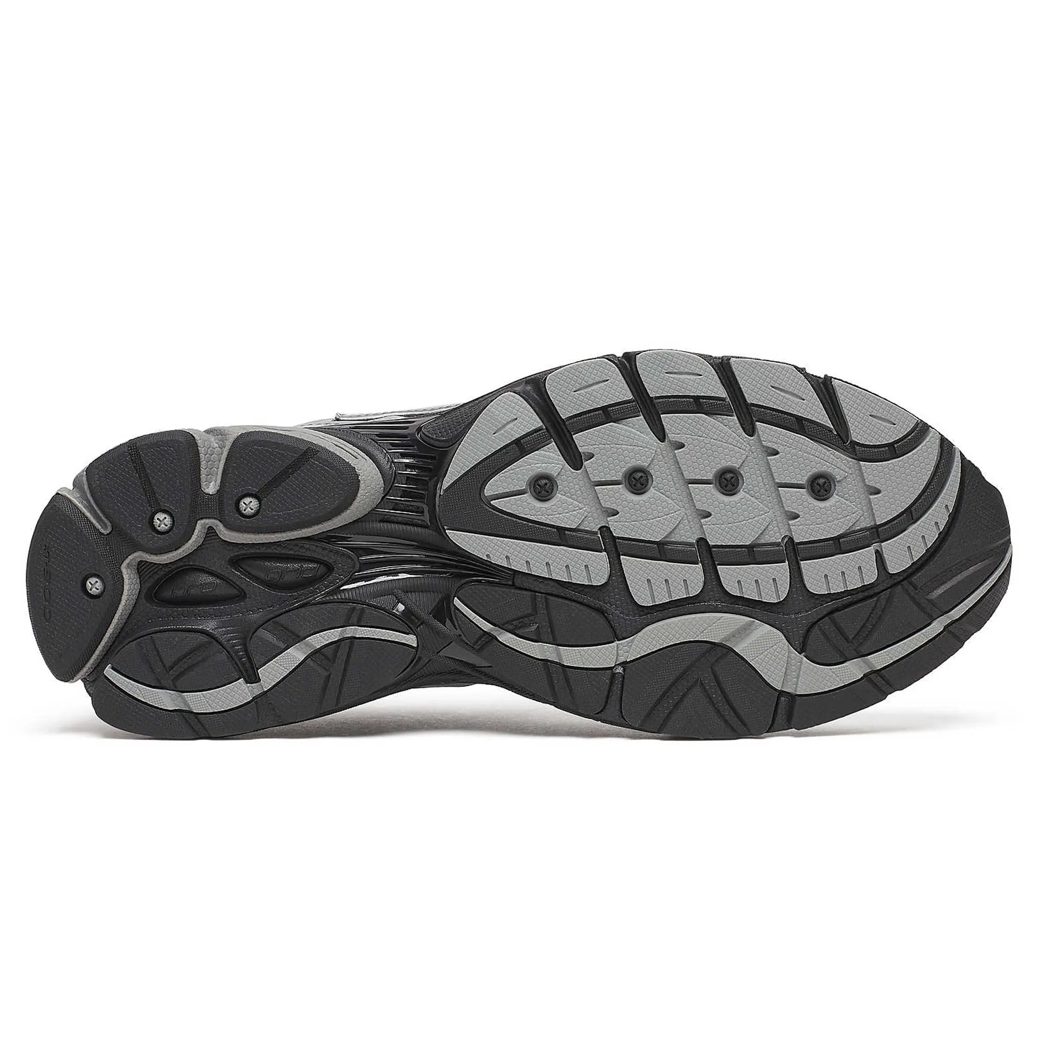 Sole View of Saucony Progrid Omni 9 Silver Black S70739-13